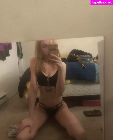 Lovableliv OnlyFans Thumbnail #voJ7JLa2xw