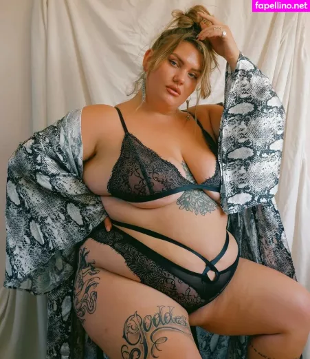 Lovaeij OnlyFans Thumbnail #1jmHYREz8W