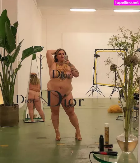 Lovaeij OnlyFans Thumbnail #TaXyFTbK8u