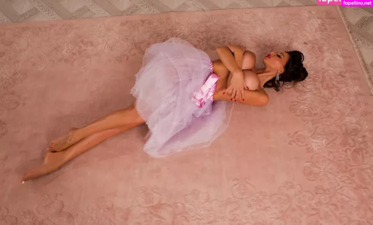 Lovalova OnlyFans Thumbnail #MzTFv6kIZE