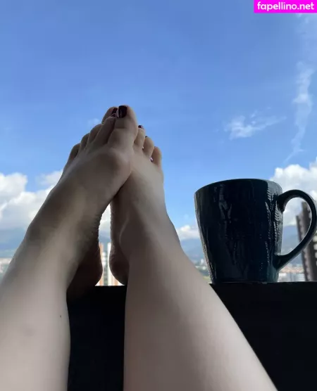 Love Ari456 OnlyFans Thumbnail #RAmnAC9vEO