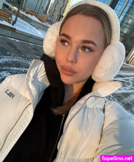 Love Is Masha OnlyFans Thumbnail #9pEA3C88Rd