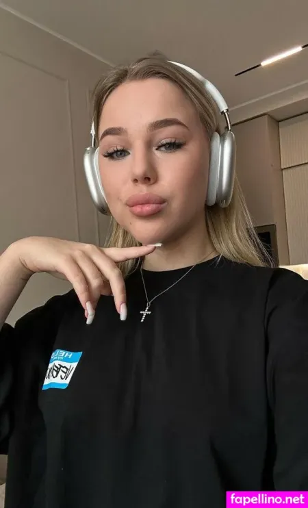 Love Is Masha OnlyFans Thumbnail #GcLKY3WCTl