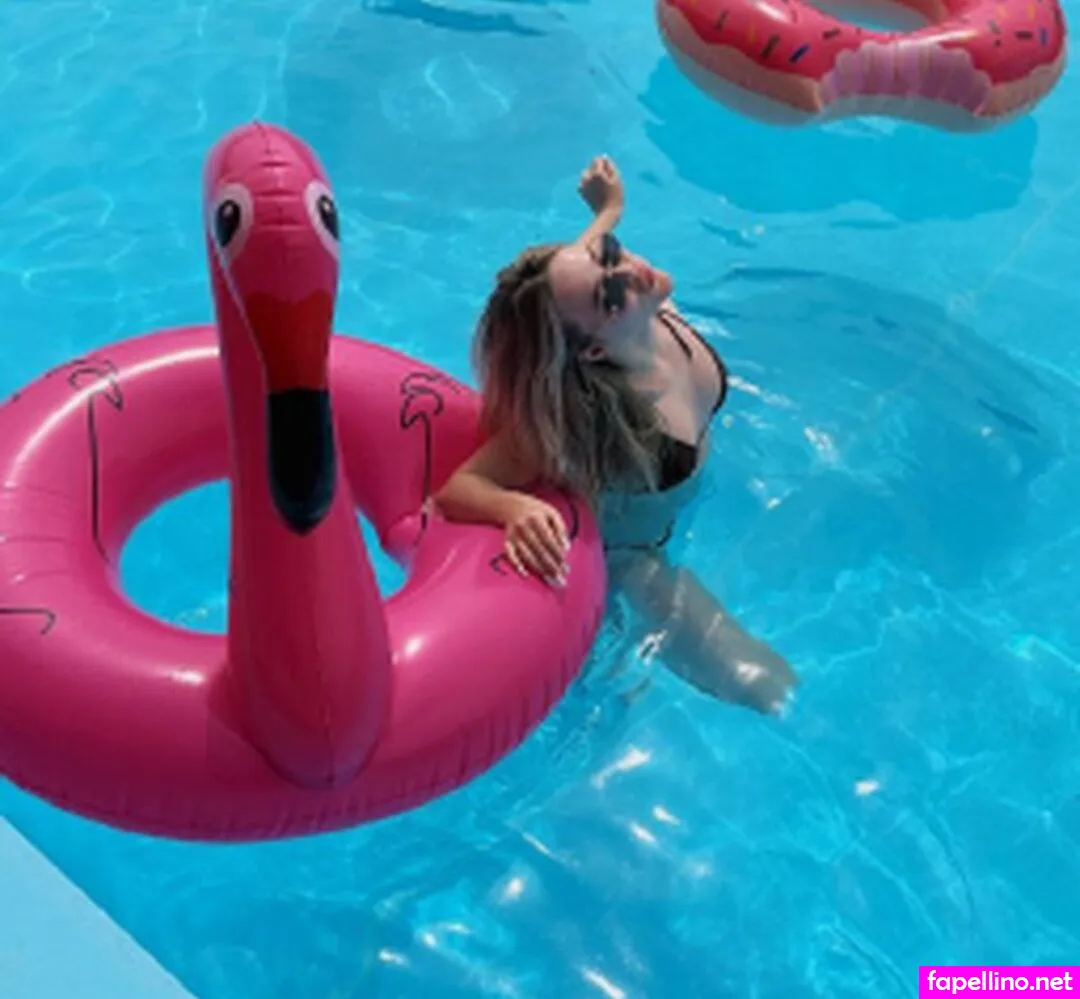 MARA LAVIZOVA, love.is.masha, marianaavilaactriz,   Nude Leaked OnlyFans Photo #QabMMWqvKK