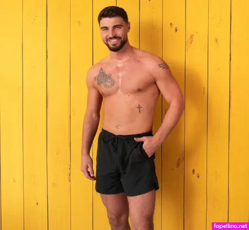Love Island OnlyFans Thumbnail #VFpGPVBkt2