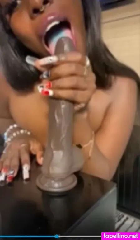 Love Lola Free OnlyFans Thumbnail #vuj5W9d7hw