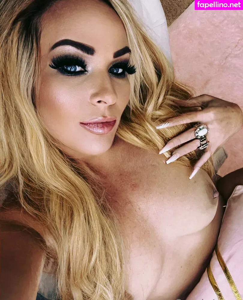 love_misssarah_basic Nude Leaked OnlyFans Photo #6ihx5jbhCa