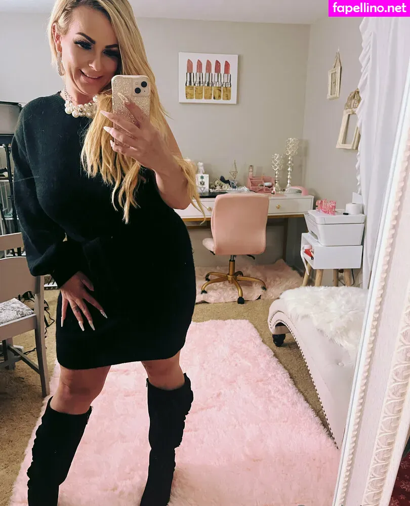 love_misssarah_basic Nude Leaked OnlyFans Photo #97FYUr2OUN