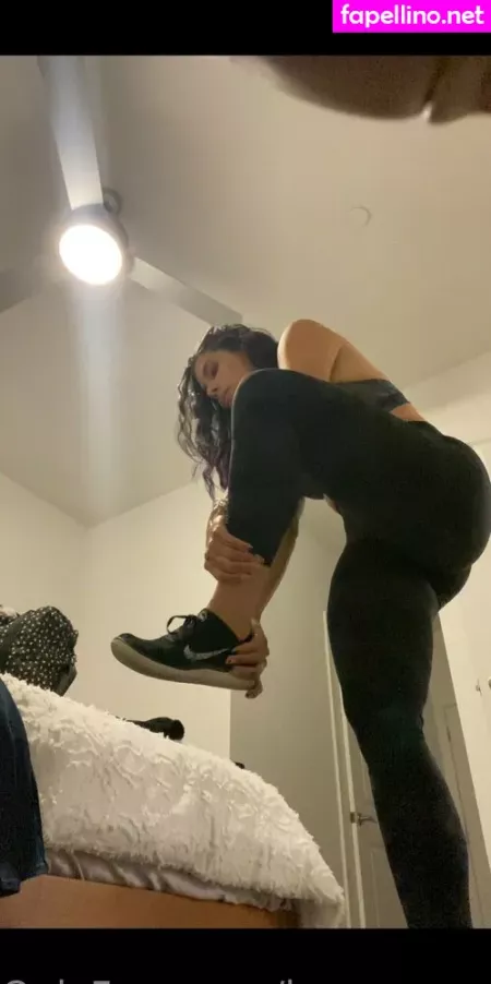 Love Queen Bee OnlyFans Thumbnail #U36iZUUHkC