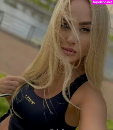 Love Vera OnlyFans Thumbnail #mT09pcb5vs