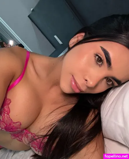 Loveariarose Main Profile Photo