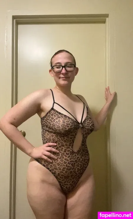 Lovebaddie1422 OnlyFans Thumbnail #OMt6P5DvU2