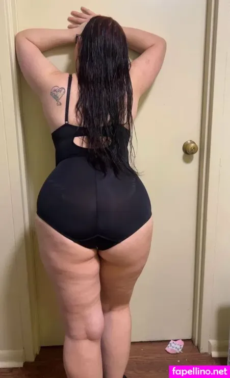 Lovebaddie1422 OnlyFans Thumbnail #bEni3fgqLs