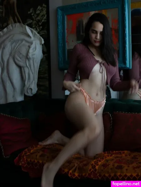 Lovebia OnlyFans Thumbnail #wRl6ZWe7x3