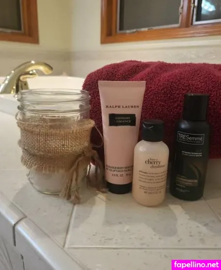 Lovebuga143 OnlyFans Thumbnail #EEkgfliLtm