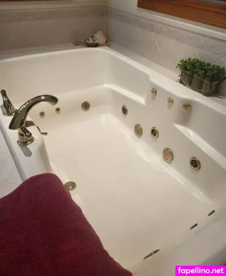 Lovebuga143 OnlyFans Thumbnail #n49WDEcpYp