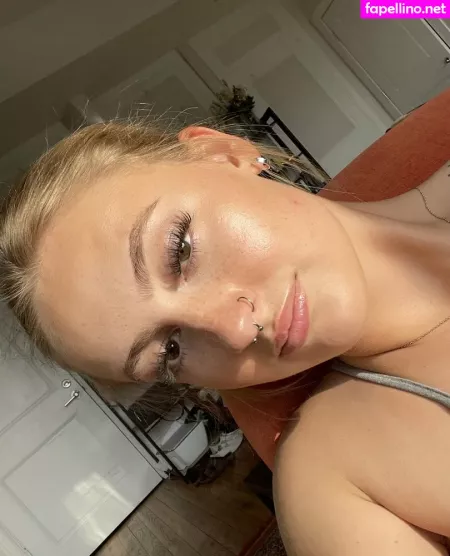 Loveelivv OnlyFans Thumbnail #WvhdDIRGOZ