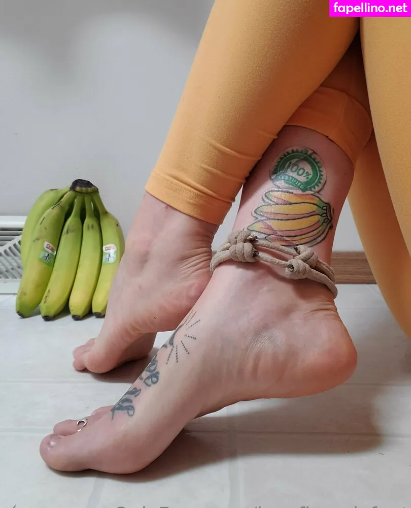 feet_love_teen, lovefiercelyfeet Nude Leaked OnlyFans Photo #T2NNXSnZdI