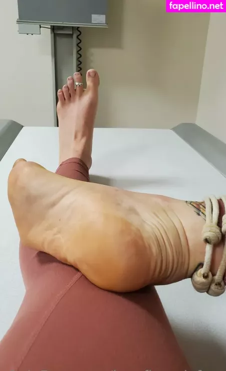 Lovefiercelyfeet OnlyFans Thumbnail #VwttwzryEN