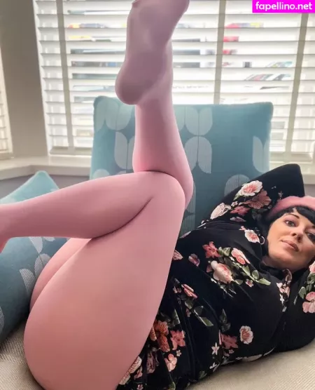 Loveitwithlynsey OnlyFans Thumbnail #EDC2KnPwfP