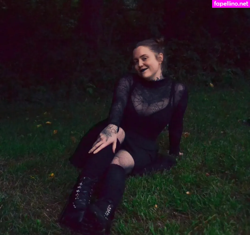 LoveLaurenn, laurenlovexo, lovelaurennttv, thelovelaurenn Nude Leaked OnlyFans Photo #g2kMG3SMPj