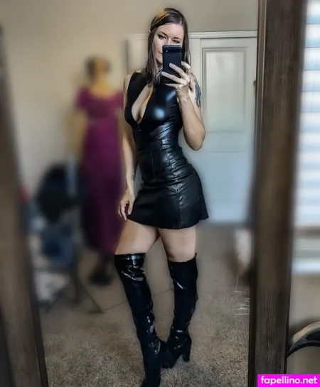 Loveleigh OnlyFans Thumbnail #9uIiWEiqwq