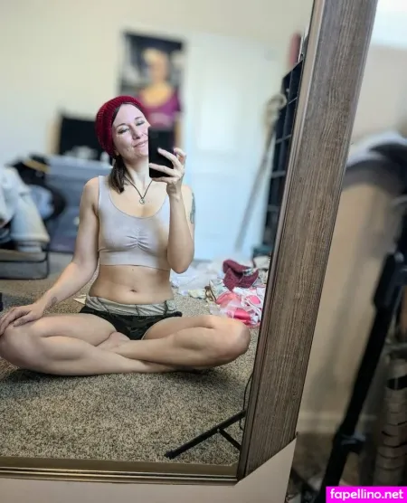 Loveleigh OnlyFans Thumbnail #TYkSx9ykUr