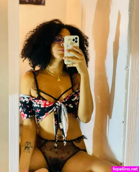 Lovelucia5 OnlyFans Thumbnail #0pW4SWsIpk