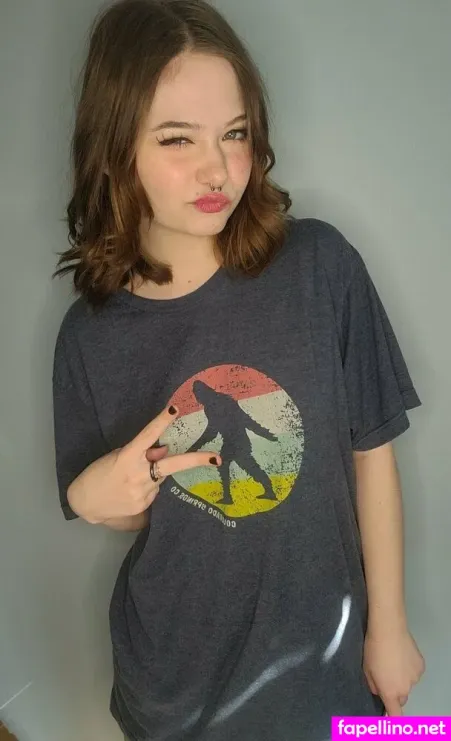 Lovely Lea OnlyFans Thumbnail #TZTxc7WSj0