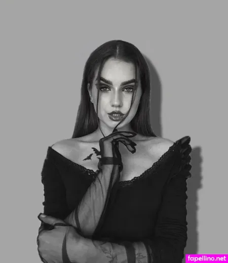 Lovely Li OnlyFans Thumbnail #7k2FfOnRV7