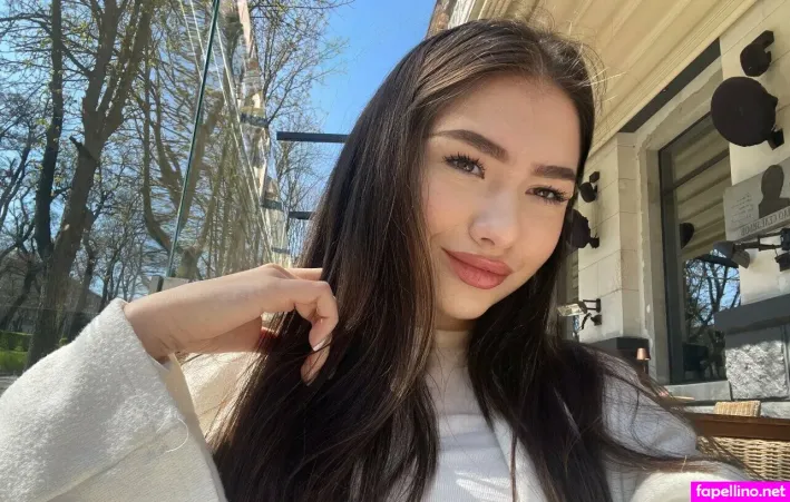 Lovely Lilly Me OnlyFans Thumbnail #FqzUVPafoi