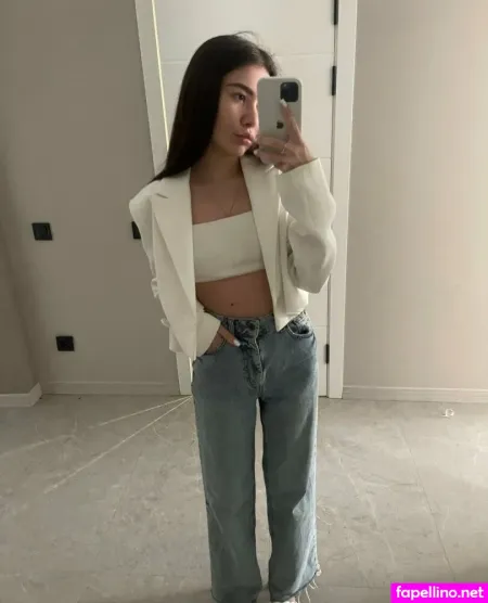 Lovely Lilly Me OnlyFans Thumbnail #L6HFCViZEa