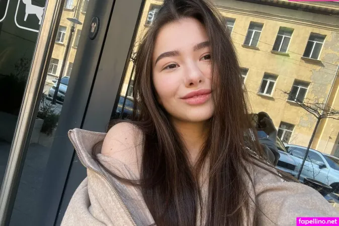 Lovely Lilly Me OnlyFans Thumbnail #USlyfzZarV