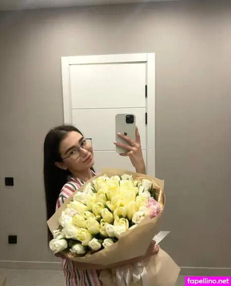 Lovely Lilly Me OnlyFans Thumbnail #xLjaXeyWFV