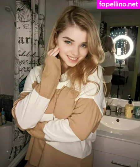 Lovely Love L OnlyFans Thumbnail #g2BlNHPfFi