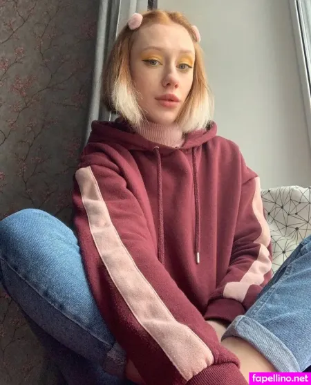 Lovely Mia OnlyFans Thumbnail #DMtb4wYz5O