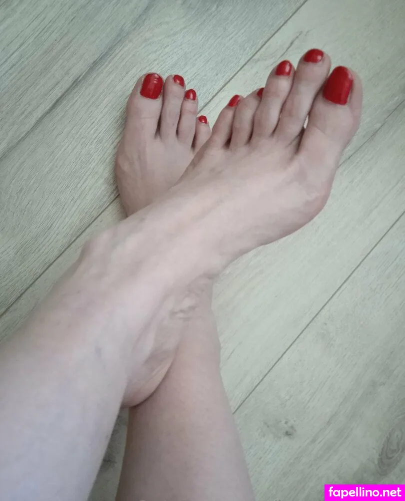 lovely2feet.2 Nude Leaked OnlyFans Photo #vHds0ae704