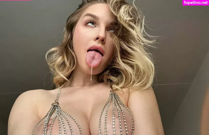 Lovelychloefree OnlyFans Thumbnail #FCqEZVVGrD