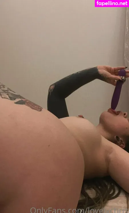 Lovelychris OnlyFans Thumbnail #Bd3GSK2n77
