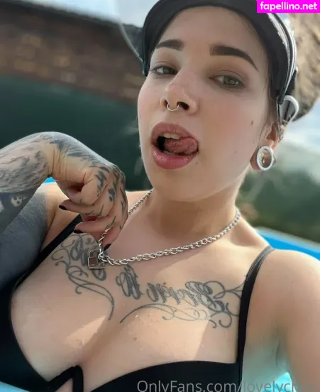 Lovelychris OnlyFans Thumbnail #VFqktBkS8E