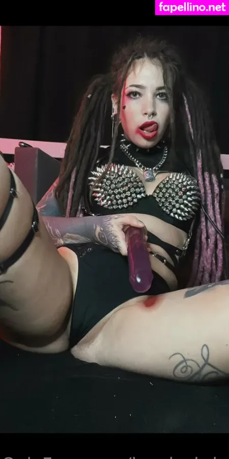 Lovelychris OnlyFans Thumbnail #eDXkxLeLHz