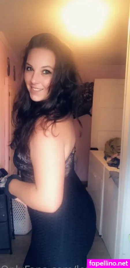 Lovelygerman OnlyFans Thumbnail #0JSA986fRX