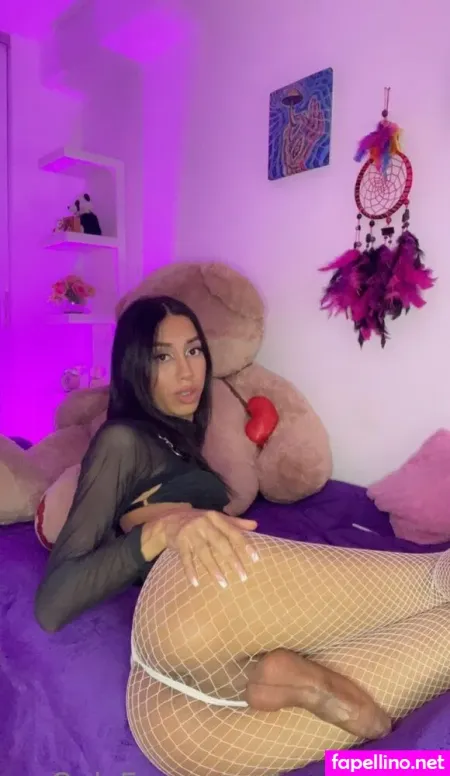 Lovelykaroll OnlyFans Thumbnail #D2OE96Puu4