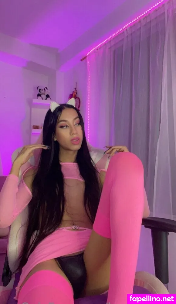 dramakaroll, lovelykaroll Nude Leaked OnlyFans Photo #UReDzyEPDa