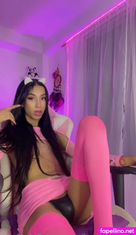 Lovelykaroll OnlyFans Thumbnail #gg3fUSkjIJ