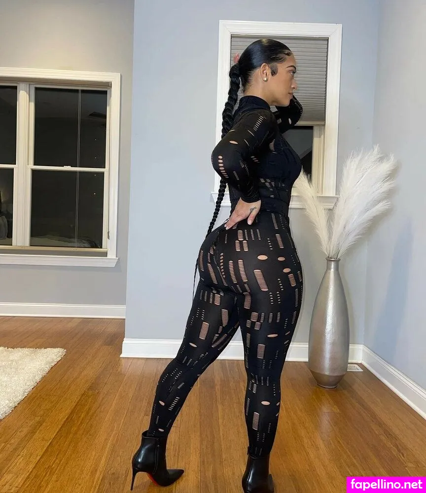 Lovelylesh, lovelyleshfeet Nude Leaked OnlyFans Photo #6aChV7CTht