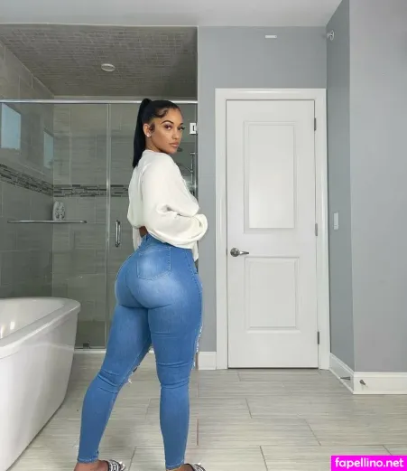 Lovelylesh OnlyFans Thumbnail #MTl9Ywm0LN