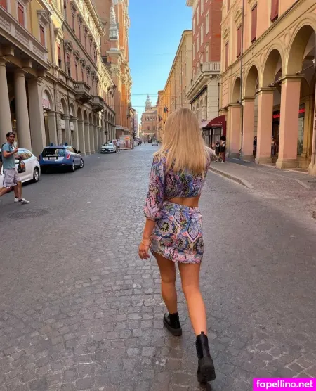 Lovelylifeoflola OnlyFans Thumbnail #CfdS3CXncb