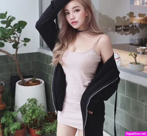 Lovelynnboo OnlyFans Thumbnail #WNmW8NcGW7