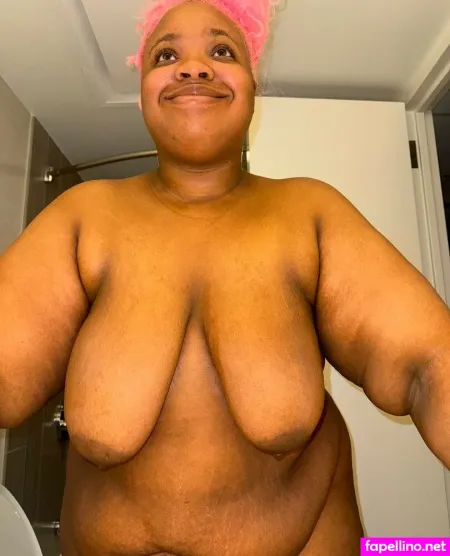 Lovelypeaches OnlyFans Thumbnail #8jBLTRrYwc